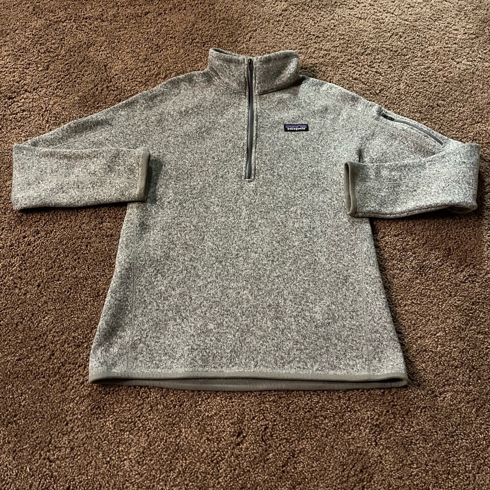 patagonia women’s better sweater 1/4 zip fleece
retails for $139